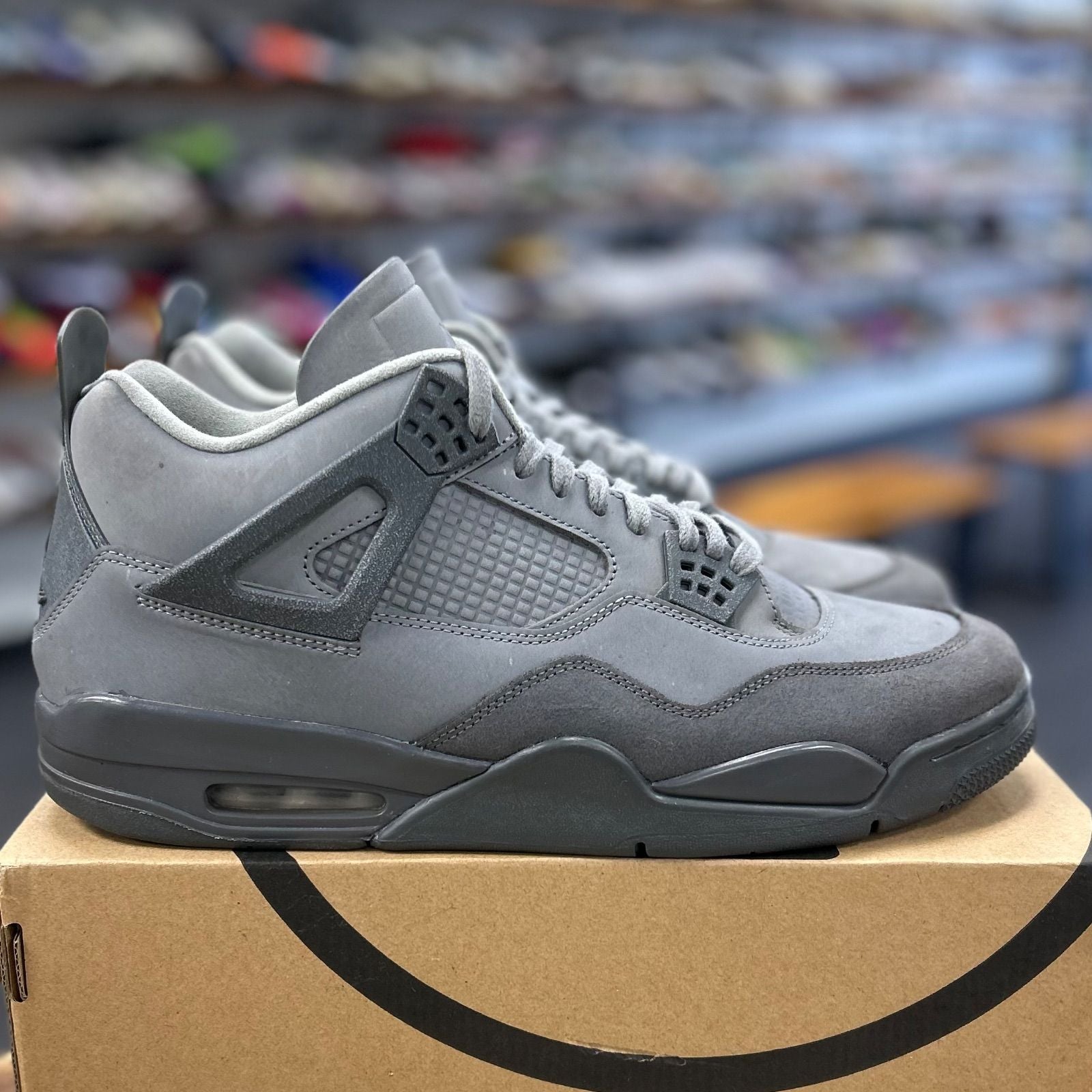 Jordan 4 Retro SE Paris Olympics Wet Cement - Preowned