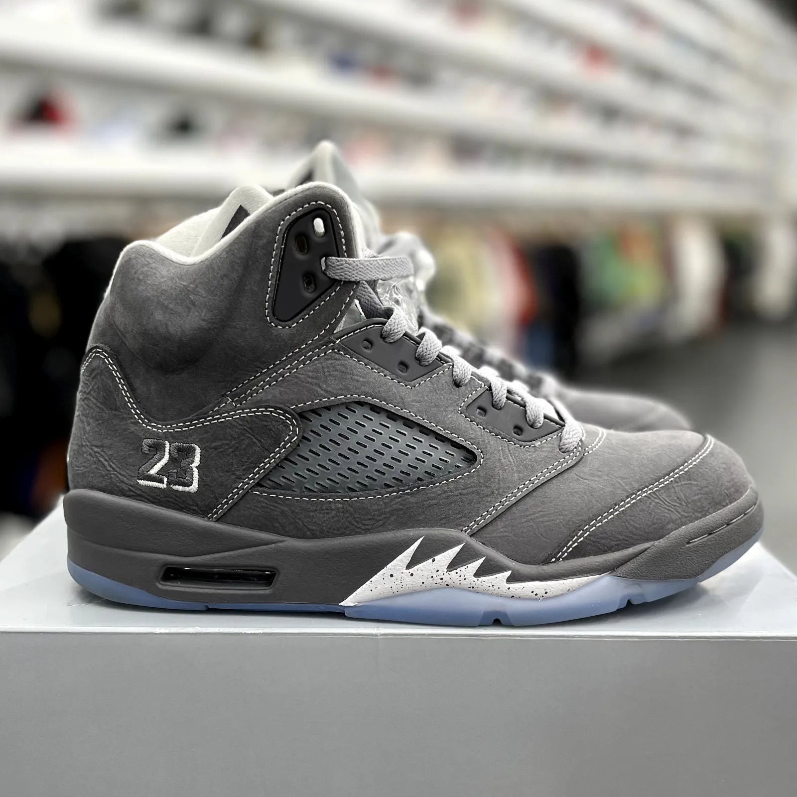 Jordan 5 Retro Wolf Grey (2026) - Preowned
