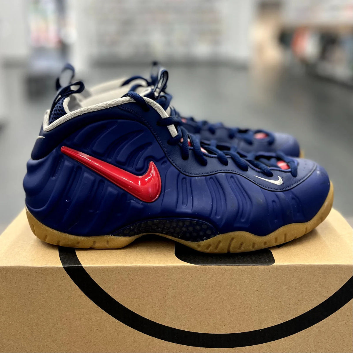 Nike Air Foamposite Pro Blue Void University Red - Preowned
