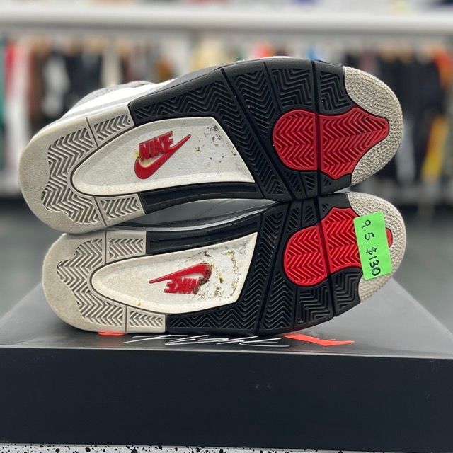 Jordan 4 Retro White Cement (2025) - Preowned