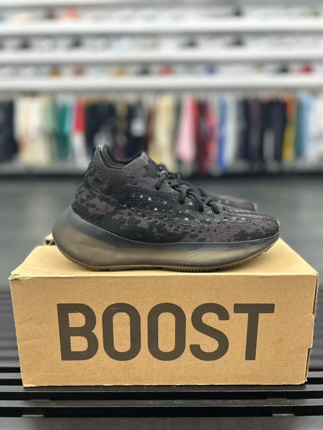 adidas Yeezy Boost 380 Onyx - Preowned
