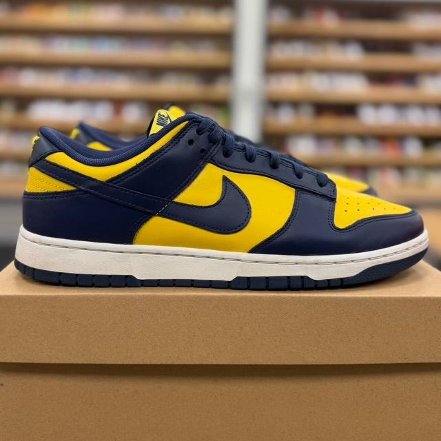 Nike Dunk Low Michigan (2021) - Preowned