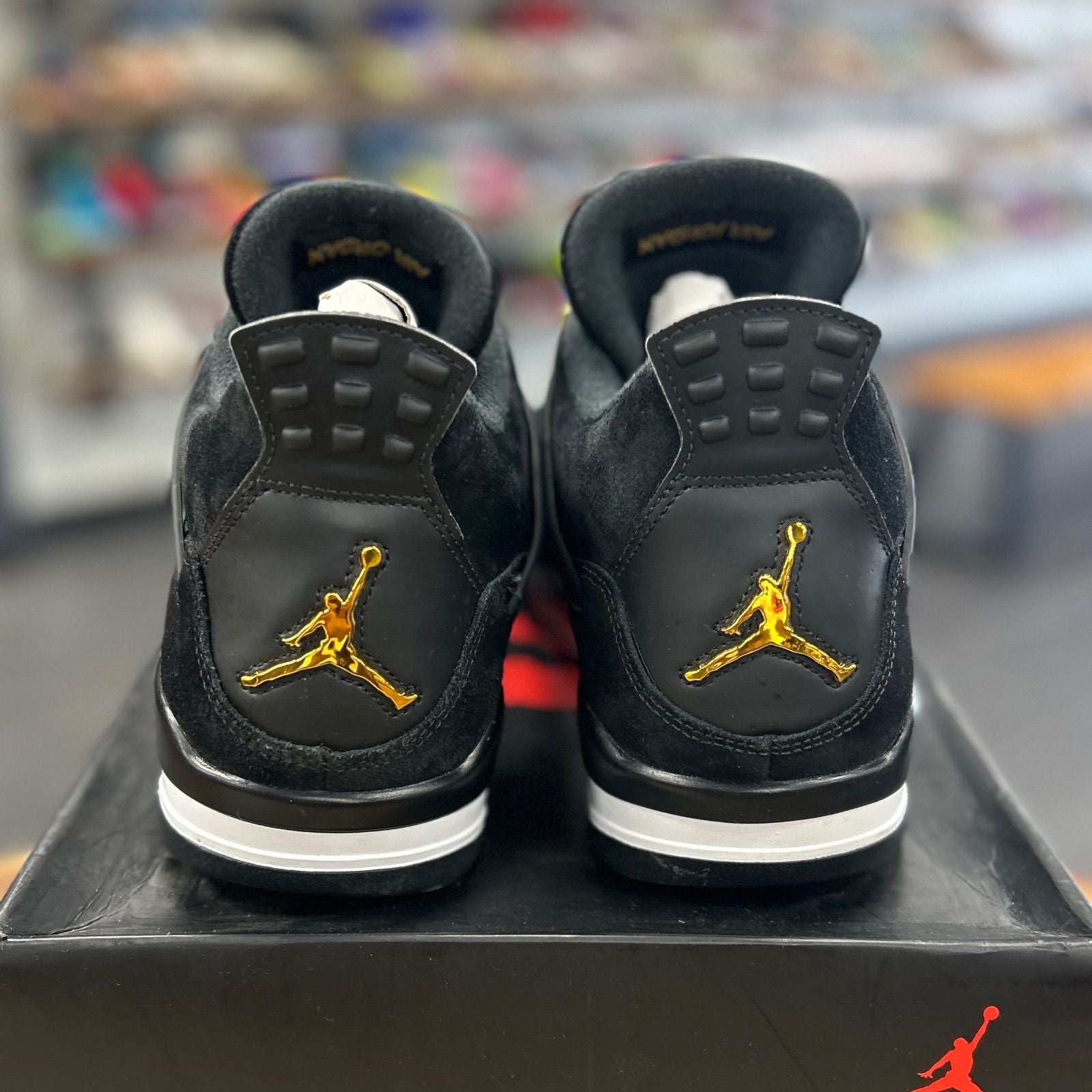 Jordan 4 Retro Royalty - Preowned