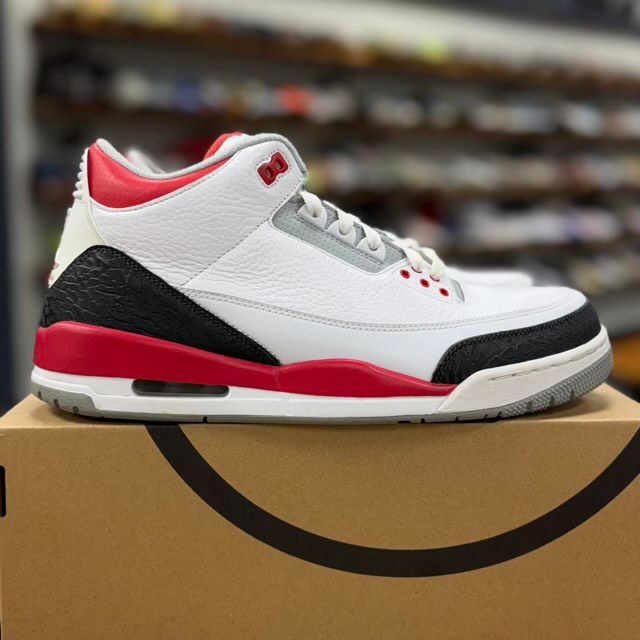 Jordan 3 Retro Fire Red (2013) - Preowned