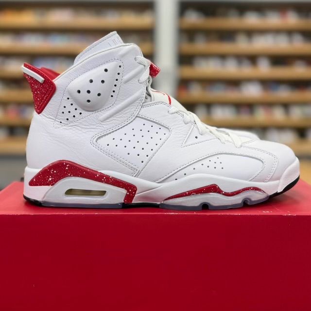 Jordan 6 Retro Red Oreo - Preowned