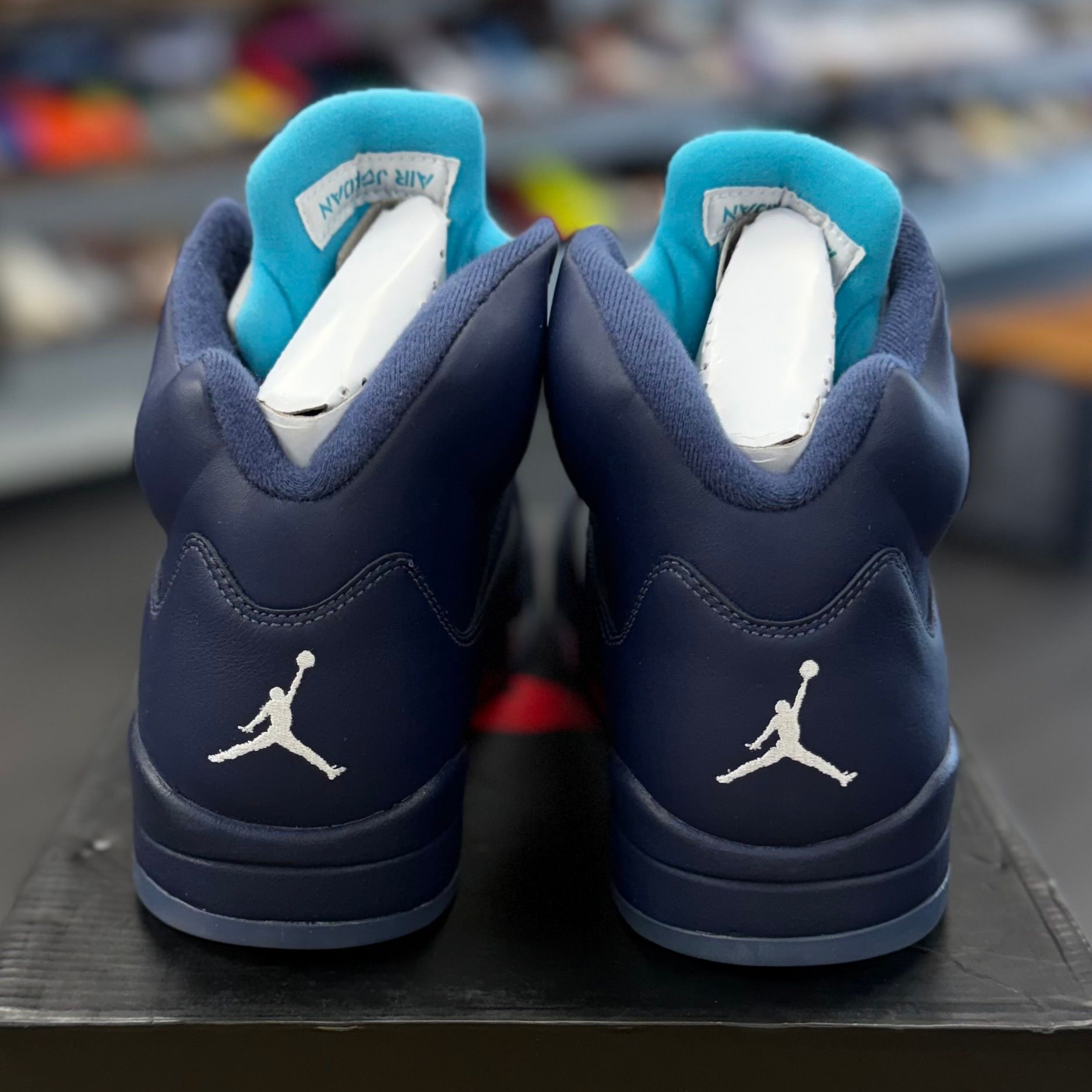 BRAND NEW STEAL - Jordan 5 Retro Pre-Grape