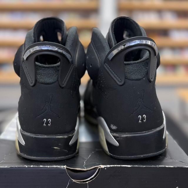 Jordan 6 Retro Chrome - Preowned