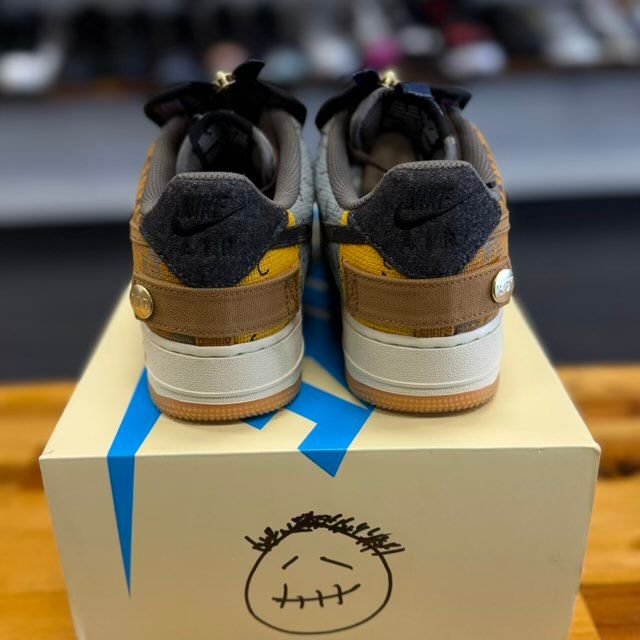 Nike Air Force 1 Low Travis Scott Cactus Jack - Preowned