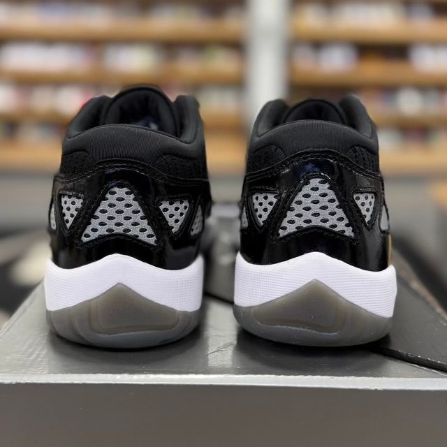 Jordan 11 Retro Low IE Craft Black White - Preowned