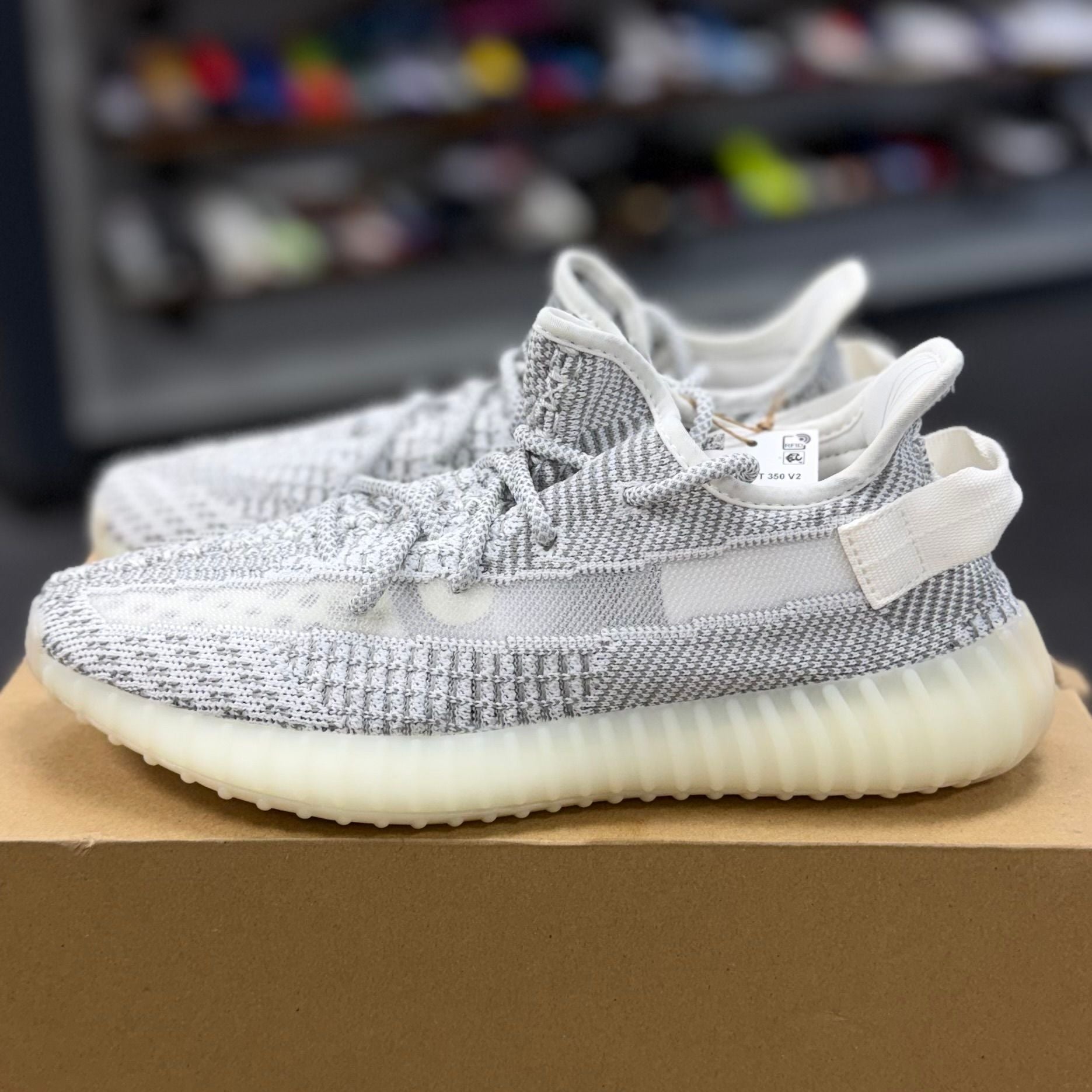 BRAND NEW STEAL - adidas Yeezy Boost 350 V2 Static (Non-Reflective)