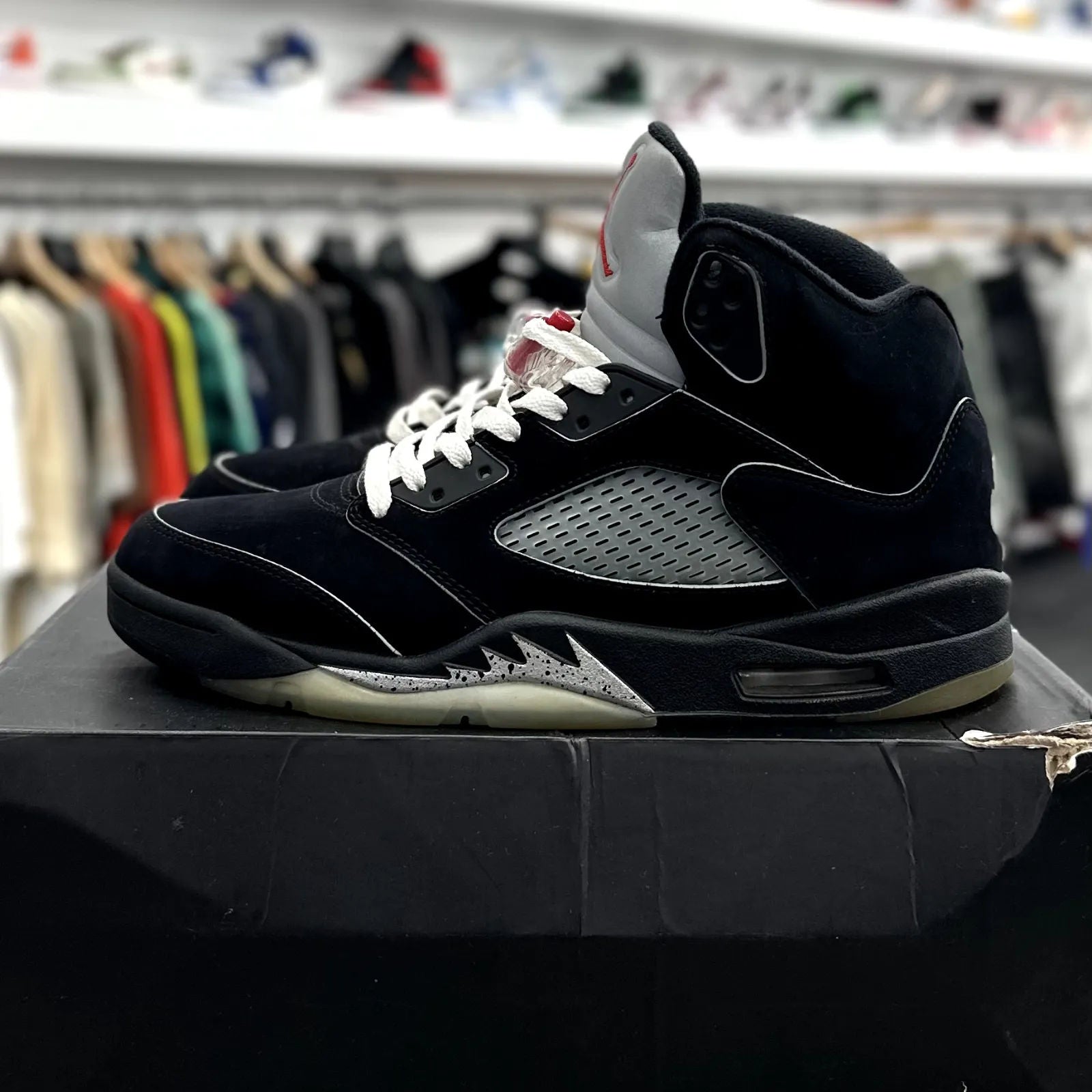 Jordan 5 Retro OG Black Metallic Reimagined - Preowned