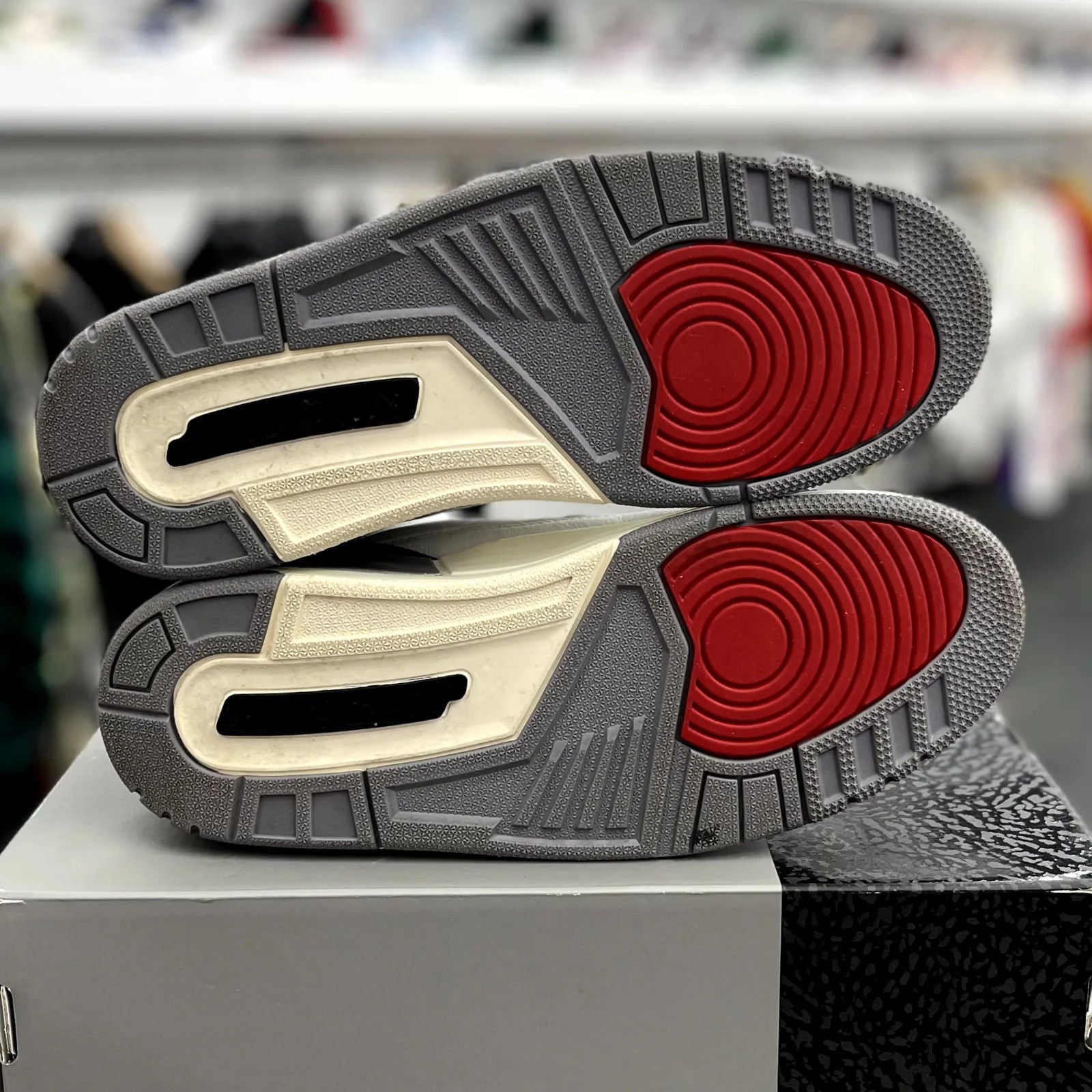 Jordan 3 Retro Cement Grey - Preowned
