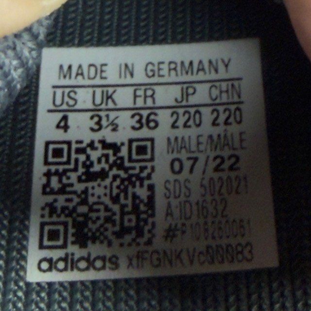 adidas Yeezy 450 Stone Teal - Preowned