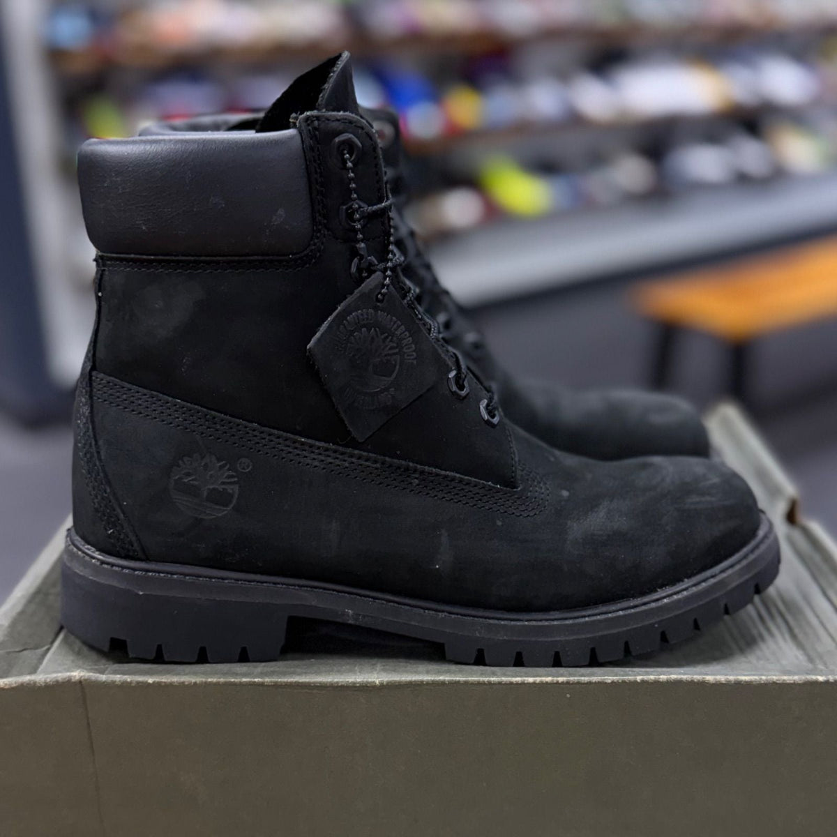 Timberland 6" Basic Boot Black Nubuck - Preowned