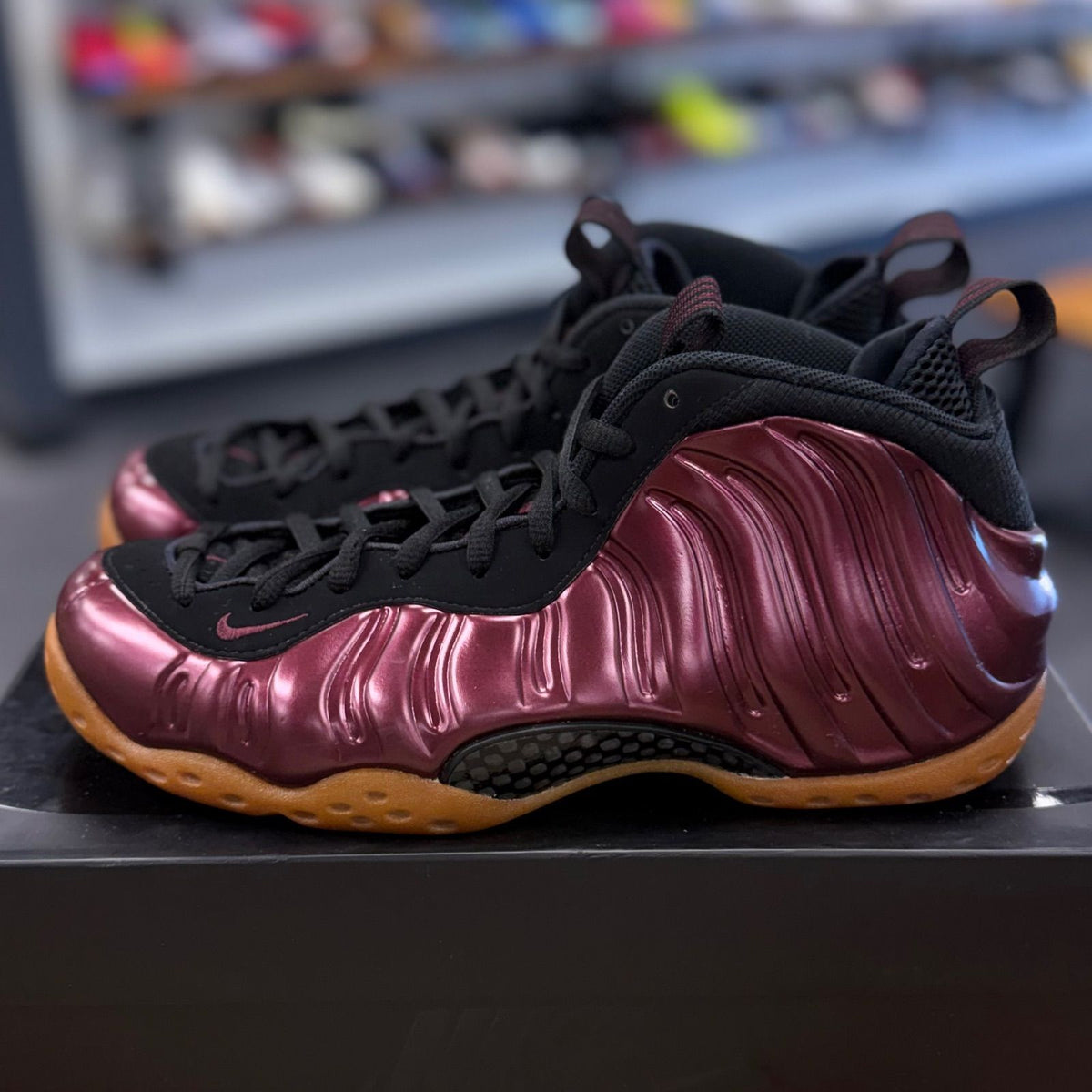 Nike Air Foamposite One Maroon - Preowned