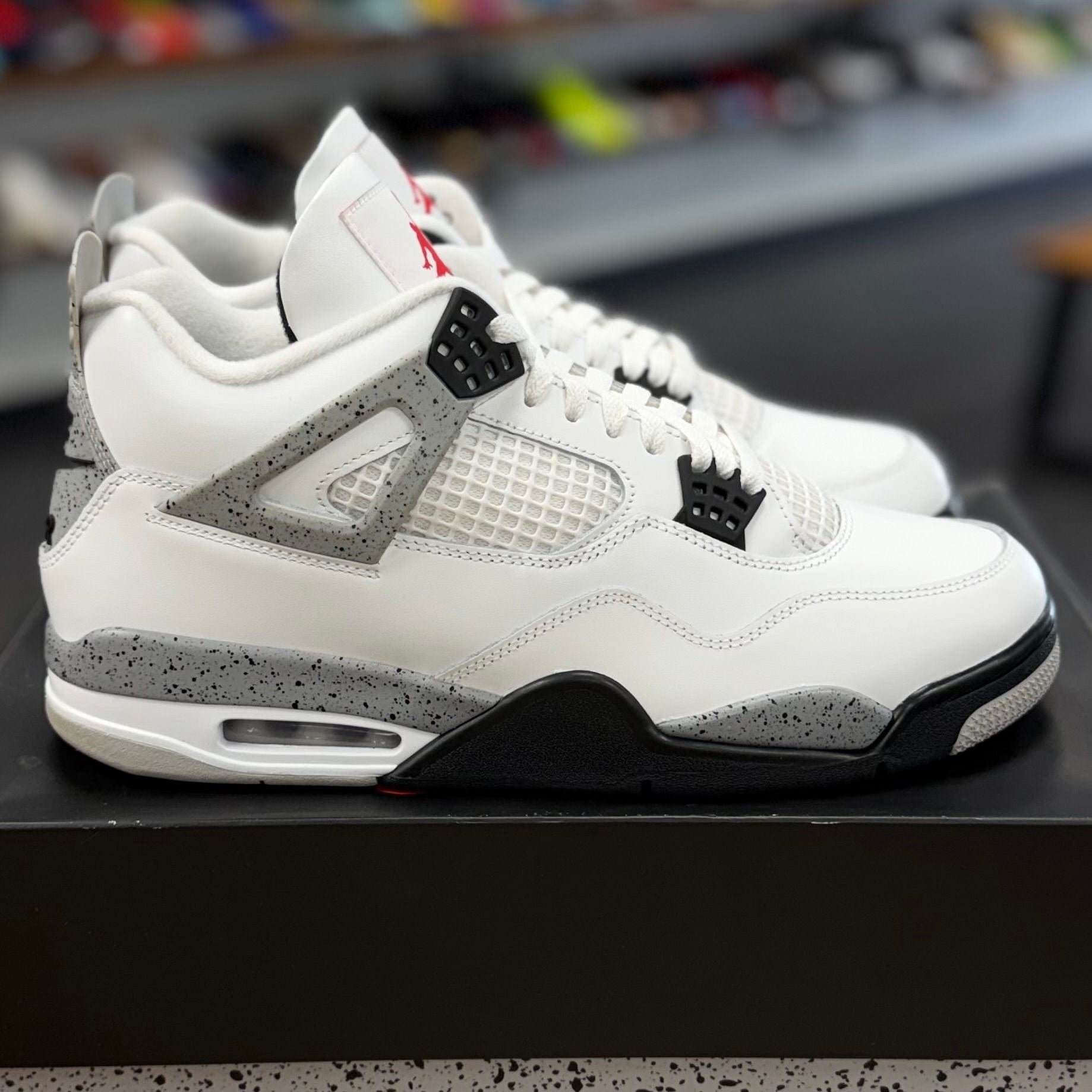 Jordan 4 Retro White Cement (2025) - Preowned