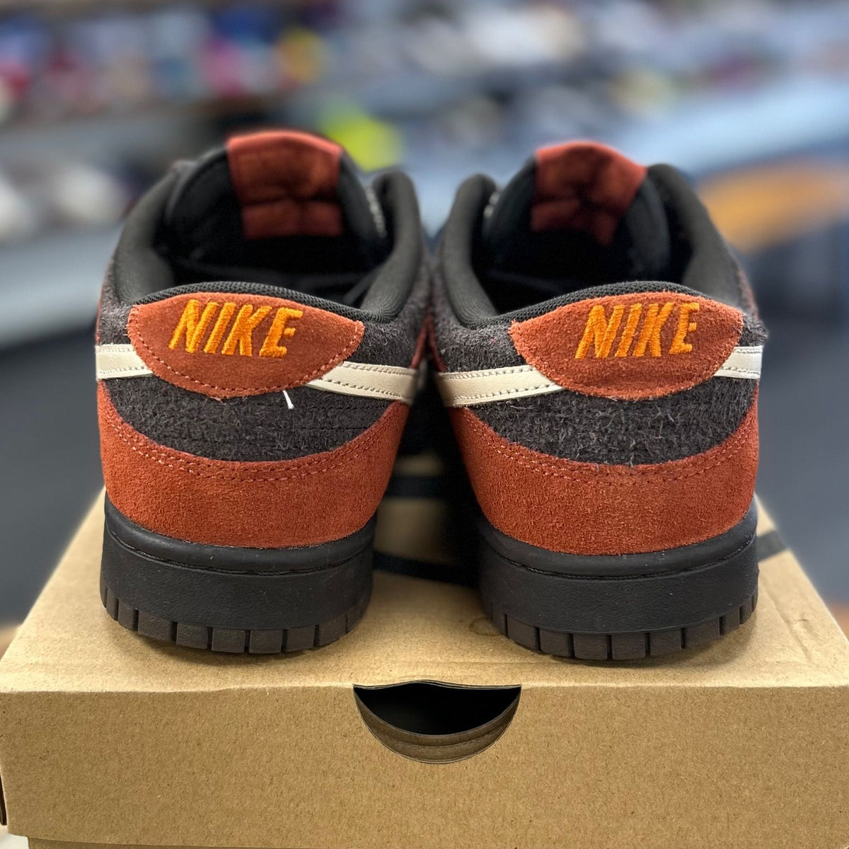 Nike Dunk Low Red Panda - Preowned