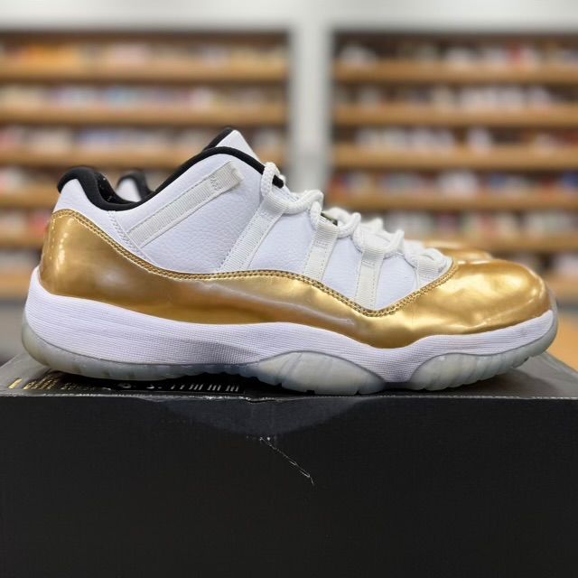 Jordan 11 Retro Low Closing Ceremony - Preowned