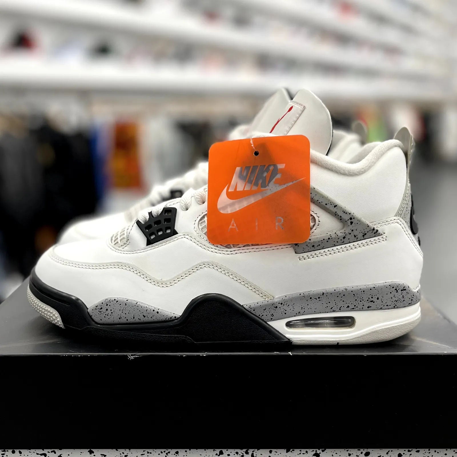 Jordan 4 Retro White Cement (2025) - Preowned