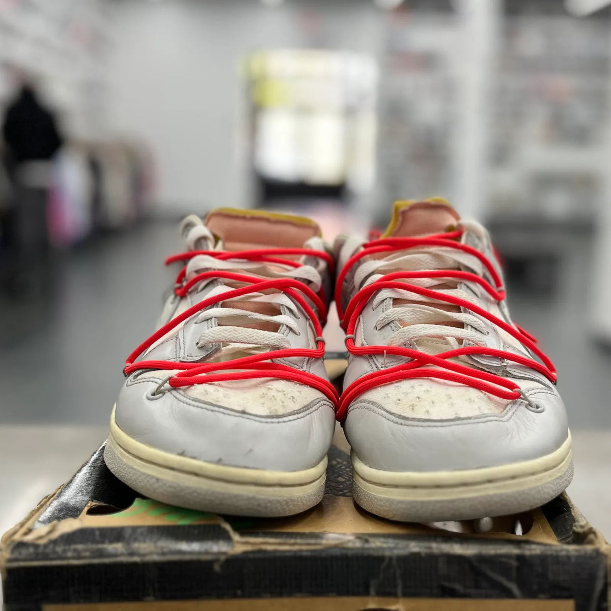 Nike Dunk Low Off-White Lot 6 - Preowned