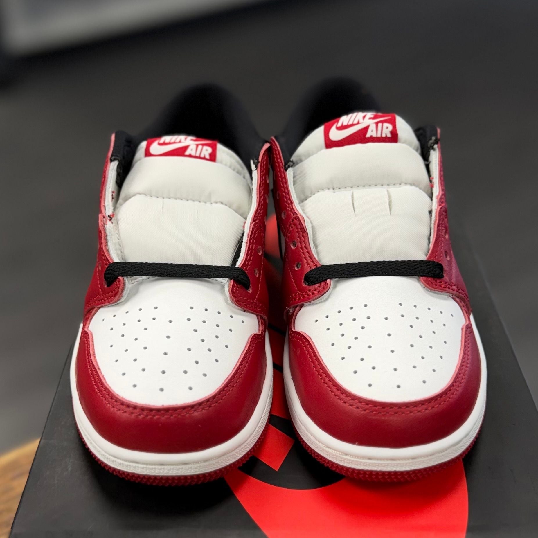 BRAND NEW STEAL - Jordan 1 Retro Low OG Chicago (2025) (GS)