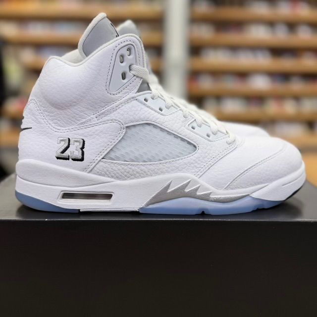 Jordan 5 Retro White Metallic (2026) - Preowned