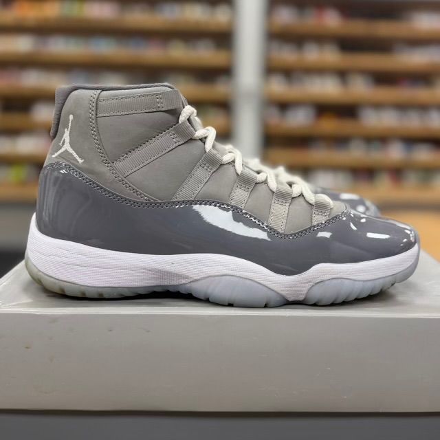 Jordan 11 Retro Cool Grey (2021) - Preowned