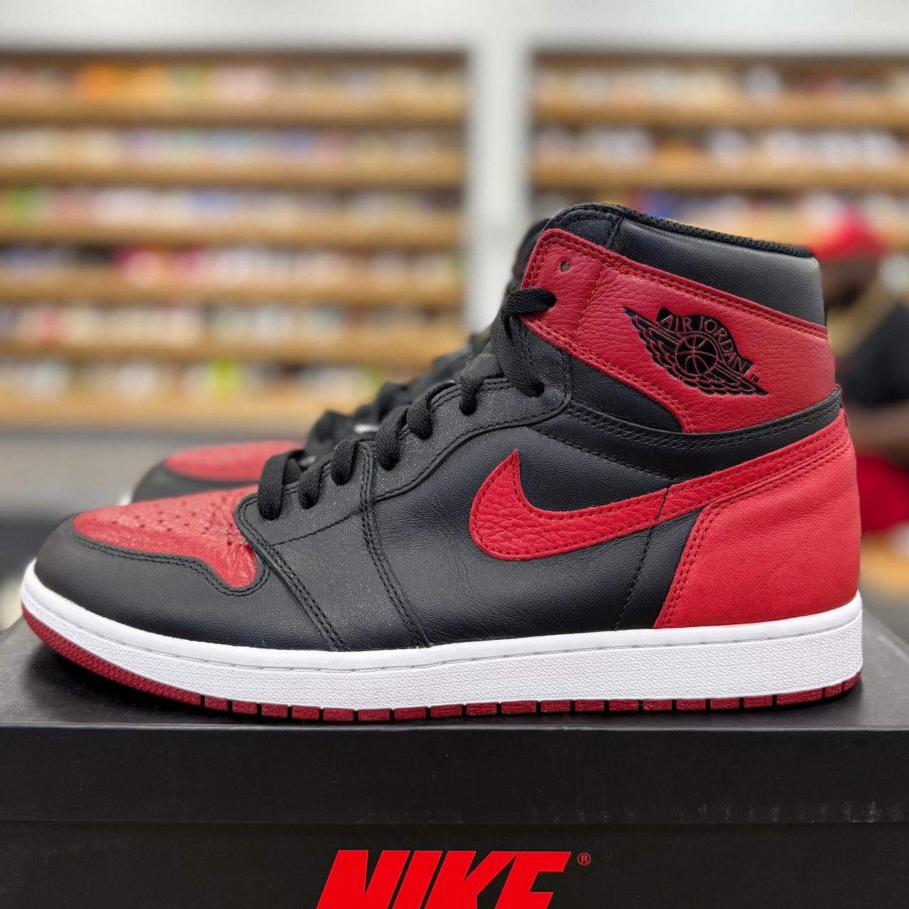 Jordan 1 Retro High Bred Banned (2016) - Preowned