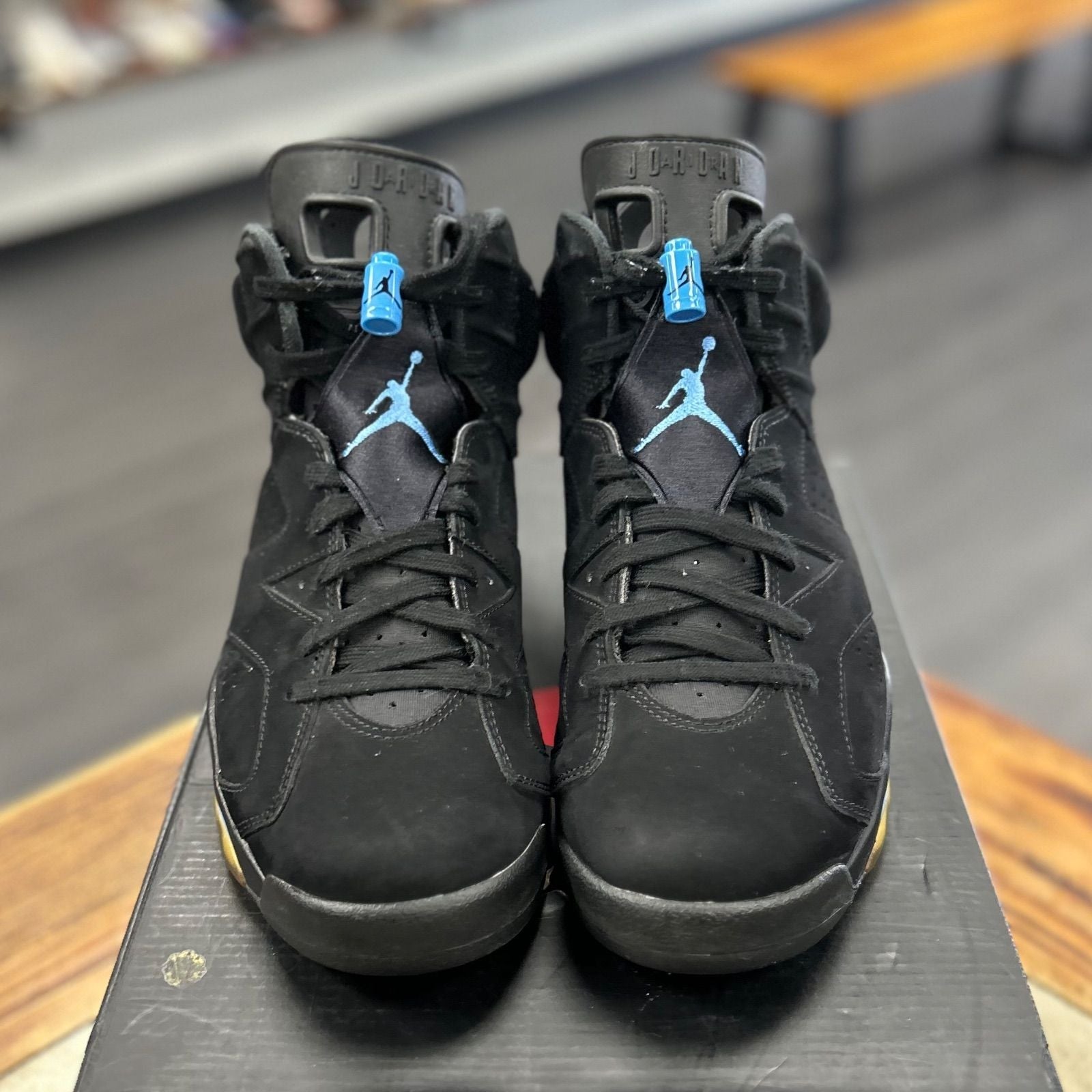 Jordan 6 Retro UNC - Preowned