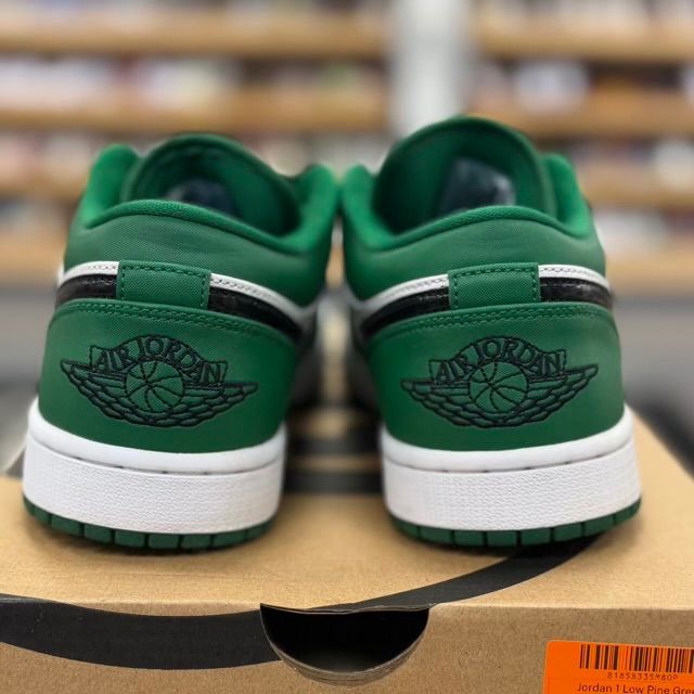 Jordan 1 Low Pine Green - Preowned