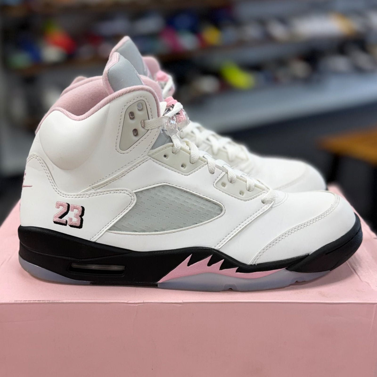 Jordan 5 Retro Medium Soft Pink - Preowned