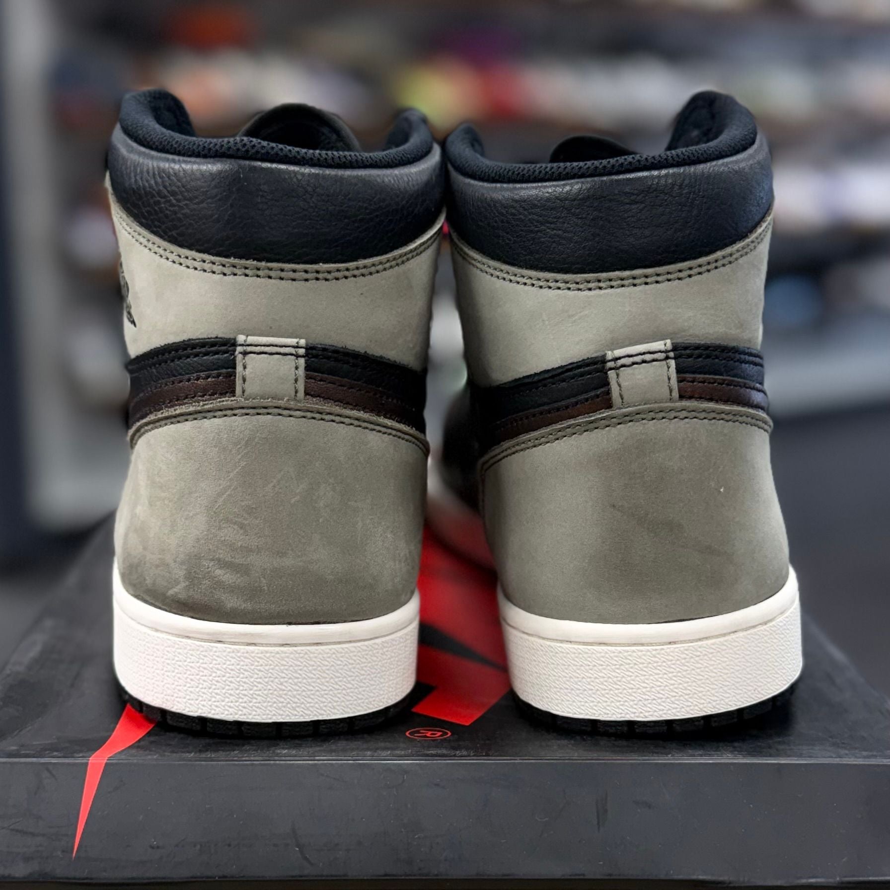 Jordan 1 Retro High Light Army Rust Shadow Patina - Preowned