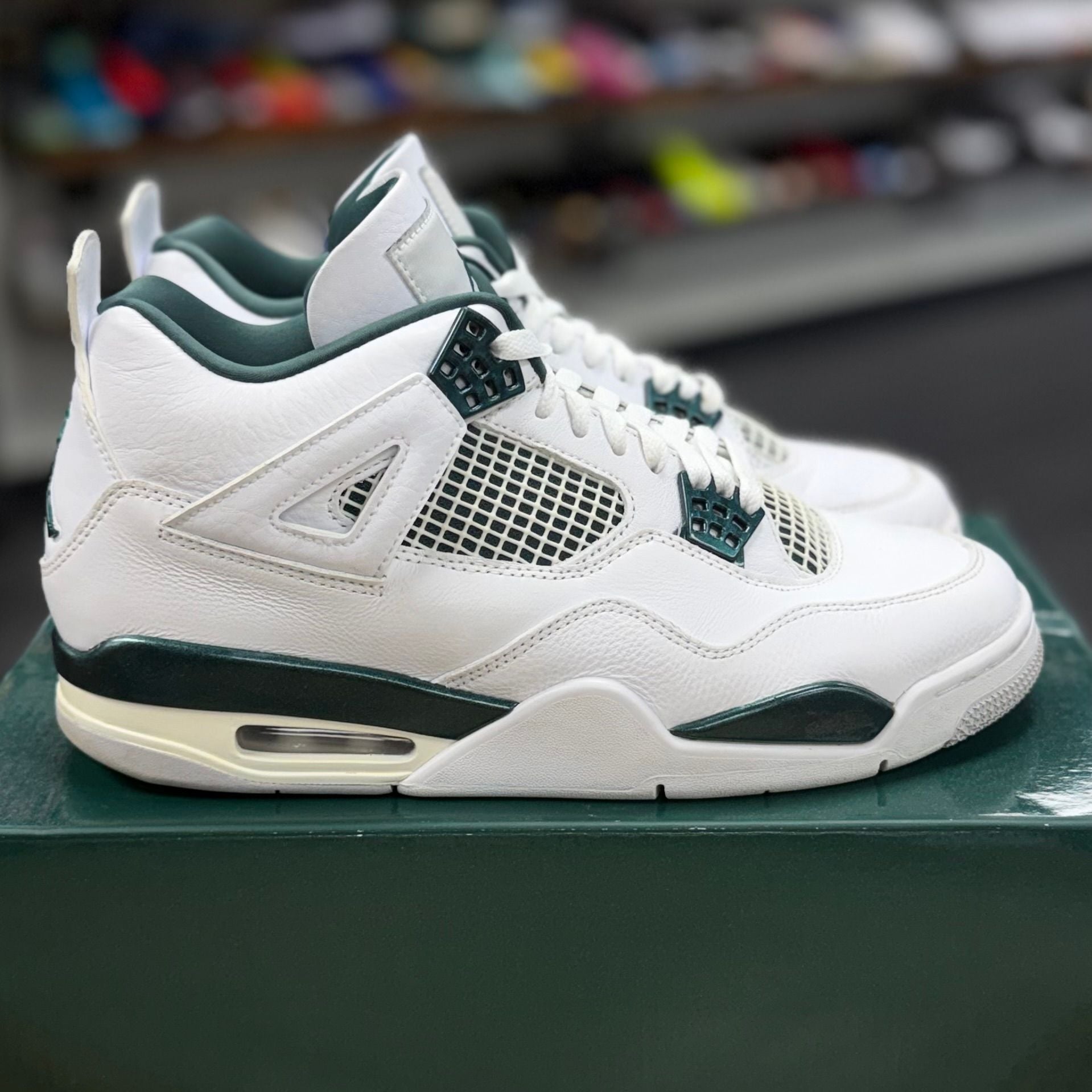 Jordan 4 Retro Oxidized Green - Preowned