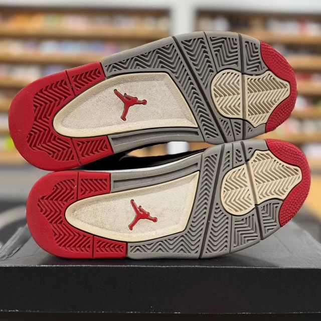 Jordan 4 Retro Bred (2019) (GS) - Preowned