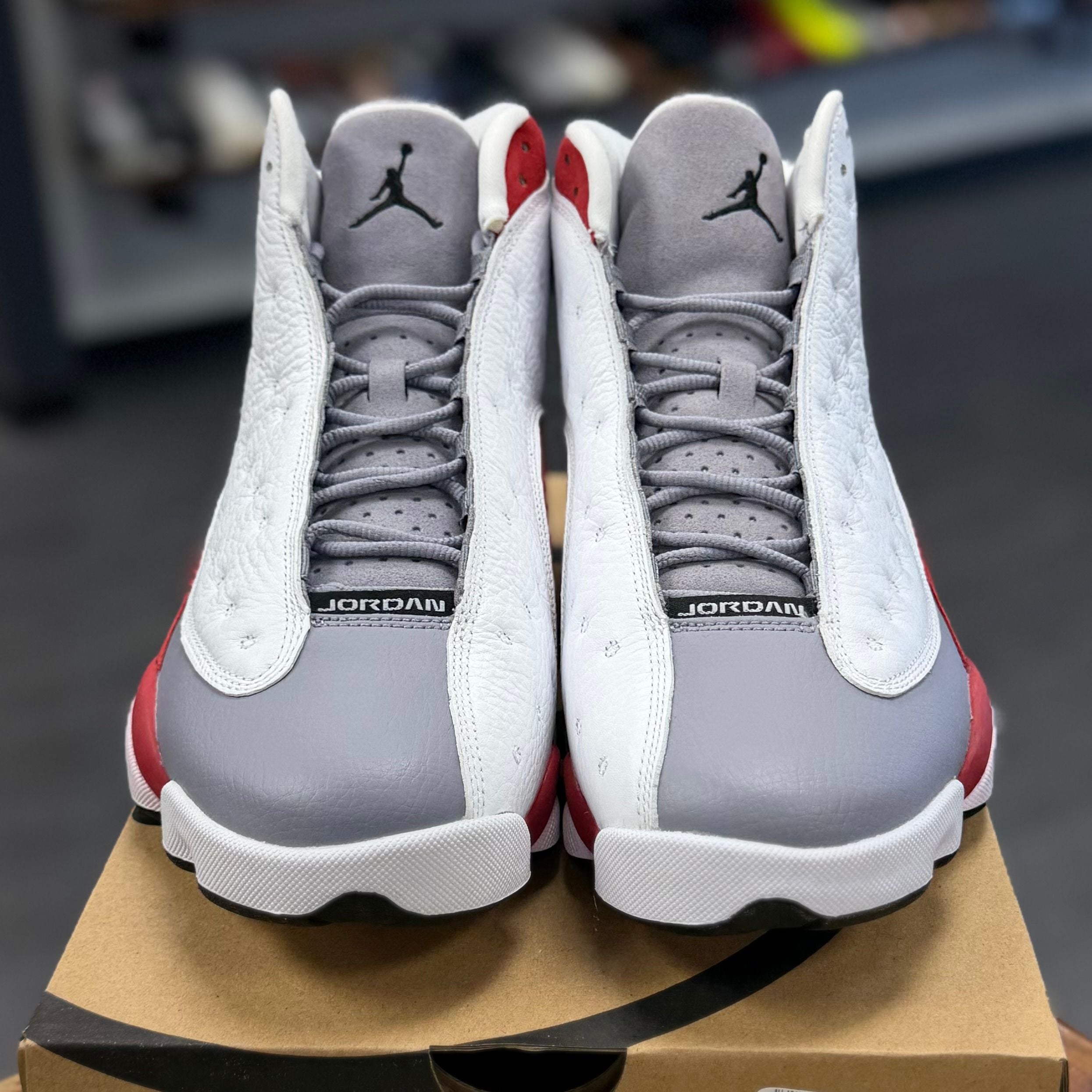 BRAND NEW STEAL - Jordan 13 Retro Grey Toe (2014)