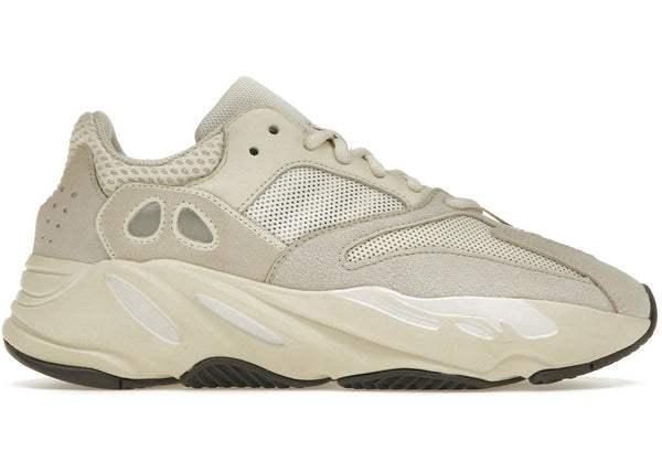 adidas Yeezy Boost 700 Analog - Preowned