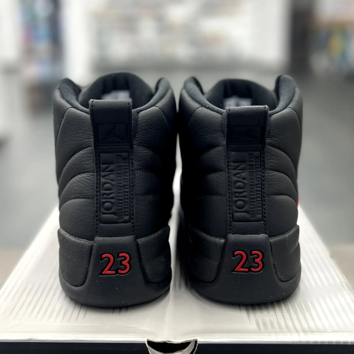 Jordan 12 Retro Bloodline - Preowned