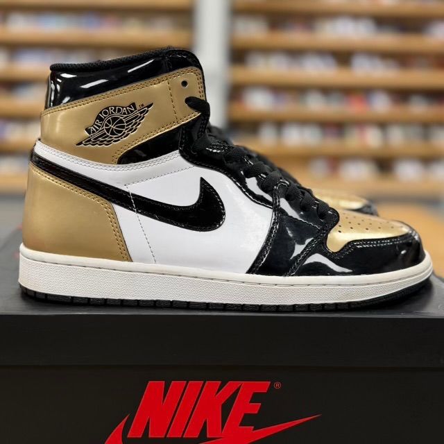 Jordan 1 Retro High NRG Patent Gold Toe - Preowned
