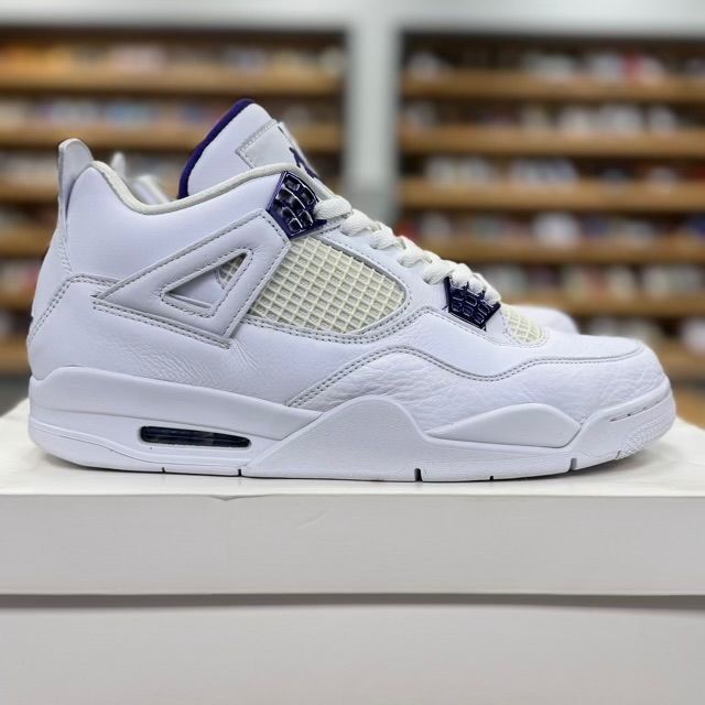 Jordan 4 Retro Metallic Purple - Preowned