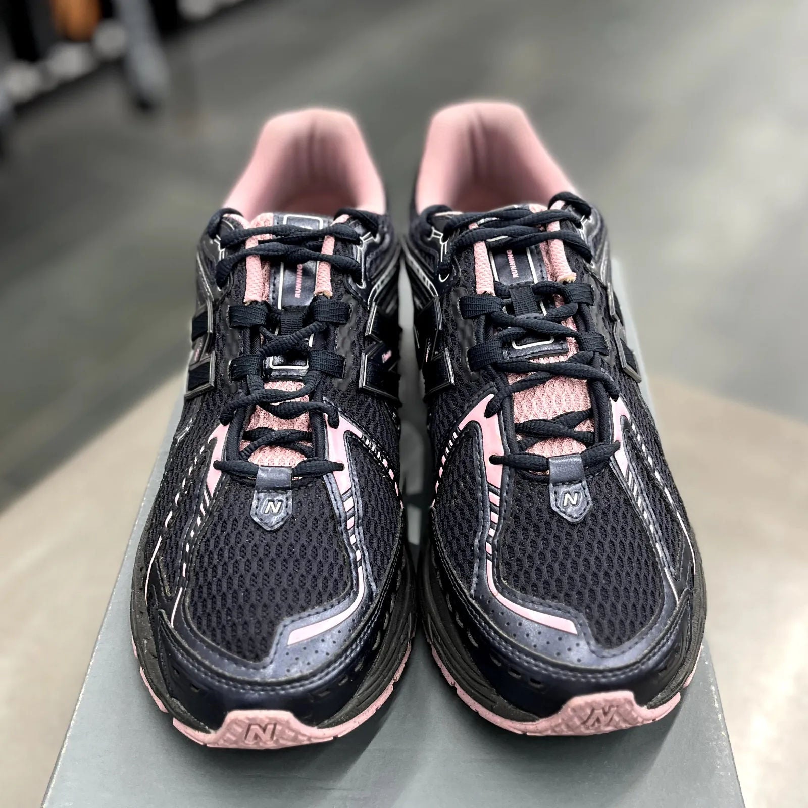 New Balance 1906R Pink Taffy - Preowned