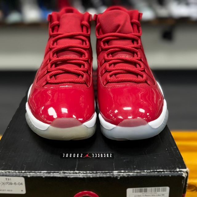 Jordan 11 Retro Win Like 96 - Preowned