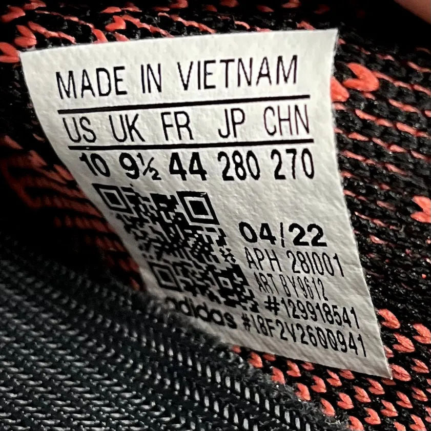adidas Yeezy Boost 350 V2 Core Black Red - Preowned