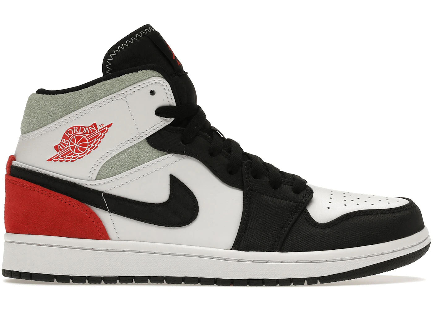 Jordan 1 Mid SE Red Black Toe - Preowned