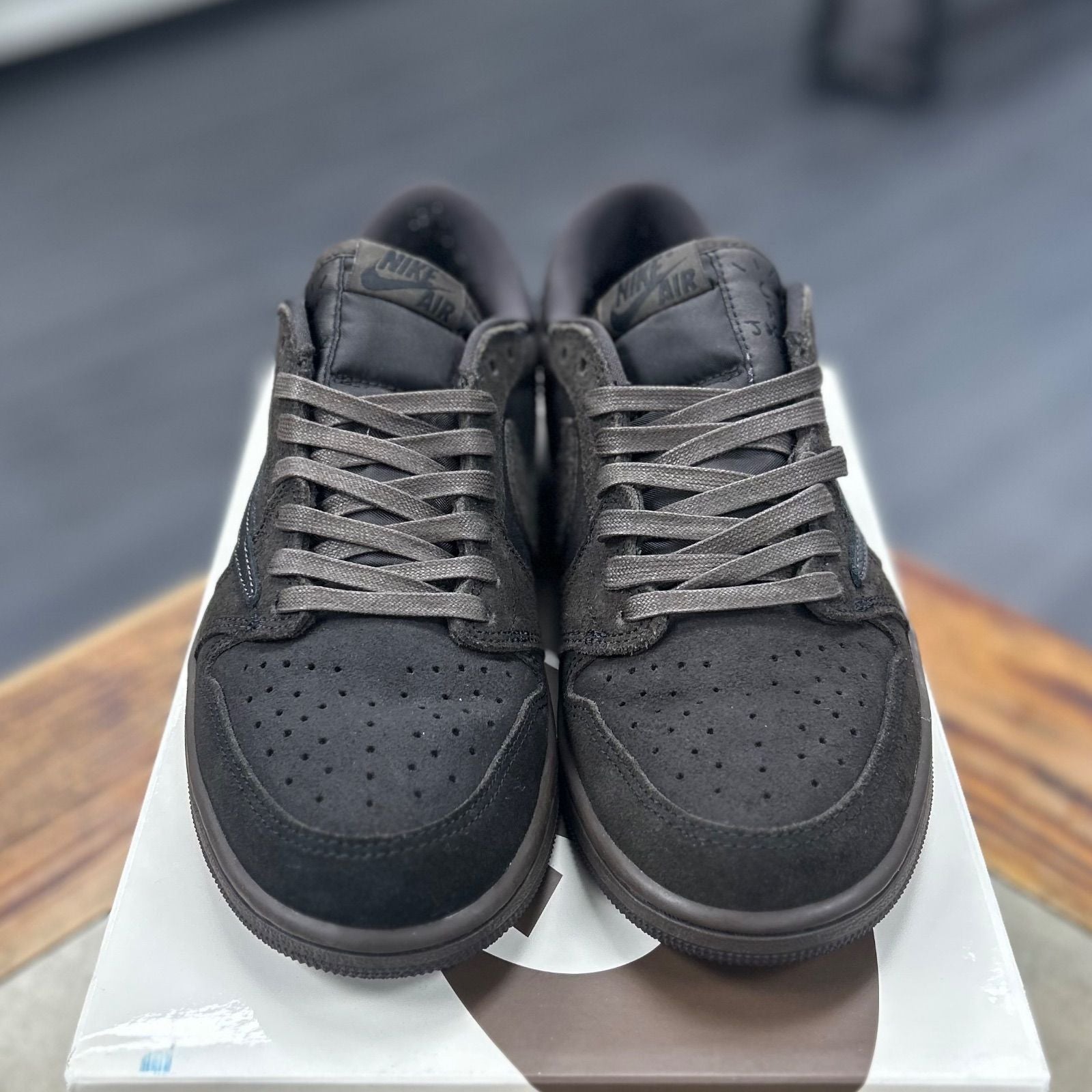 Jordan 1 Retro Low OG SP Travis Scott Velvet Brown - Preowned