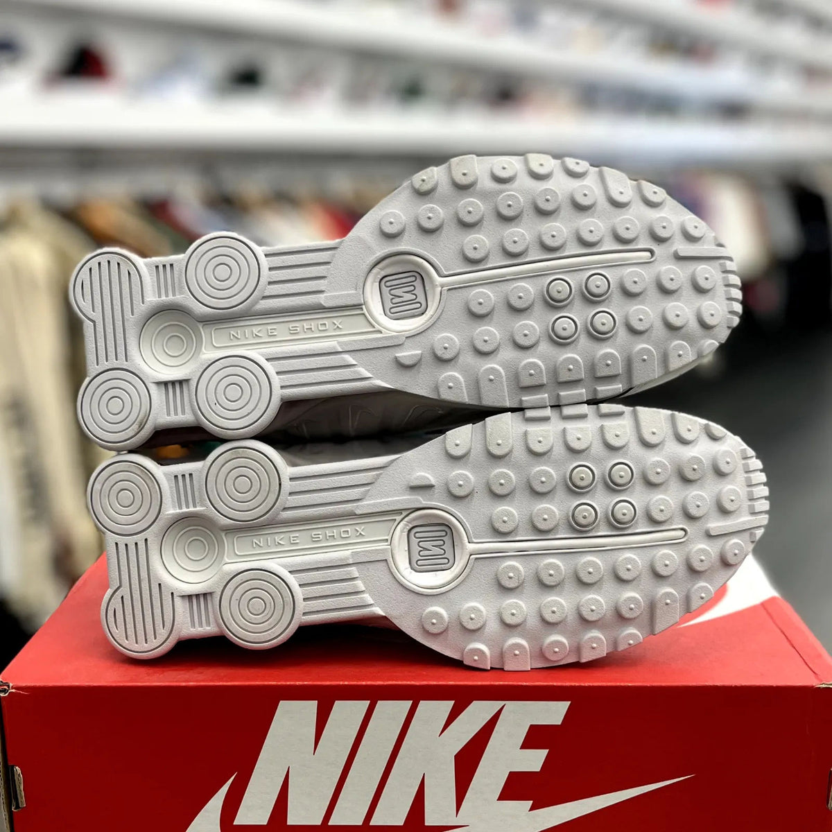 Nike Shox R4 Neymar White - Preowned