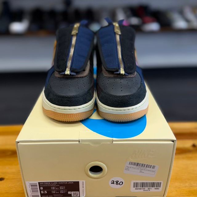 Nike Air Force 1 Low Travis Scott Cactus Jack - Preowned