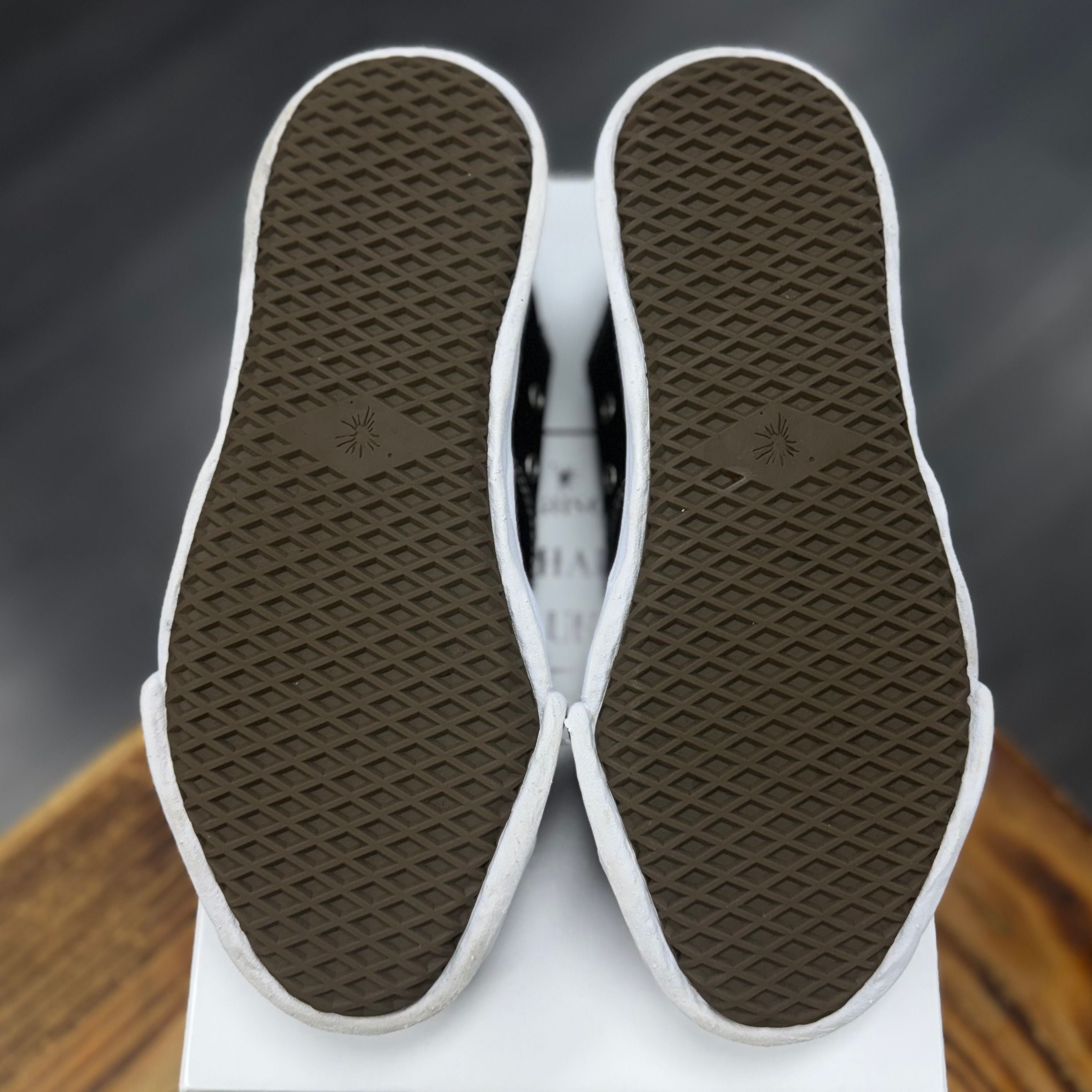 Maison Mihara Yasuhiro Hank OG Sole Canvas Low (Black) - Preowned