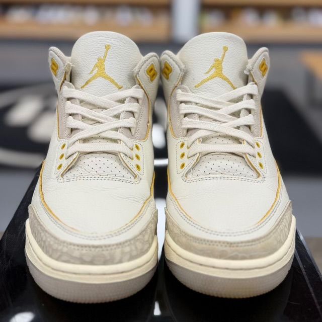 Jordan 3 Retro SP J Balvin Medellín Sunset - Preowned