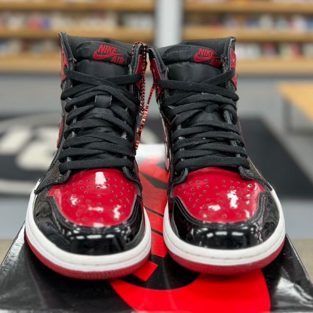 Jordan 1 Retro High OG Patent Bred - Preowned