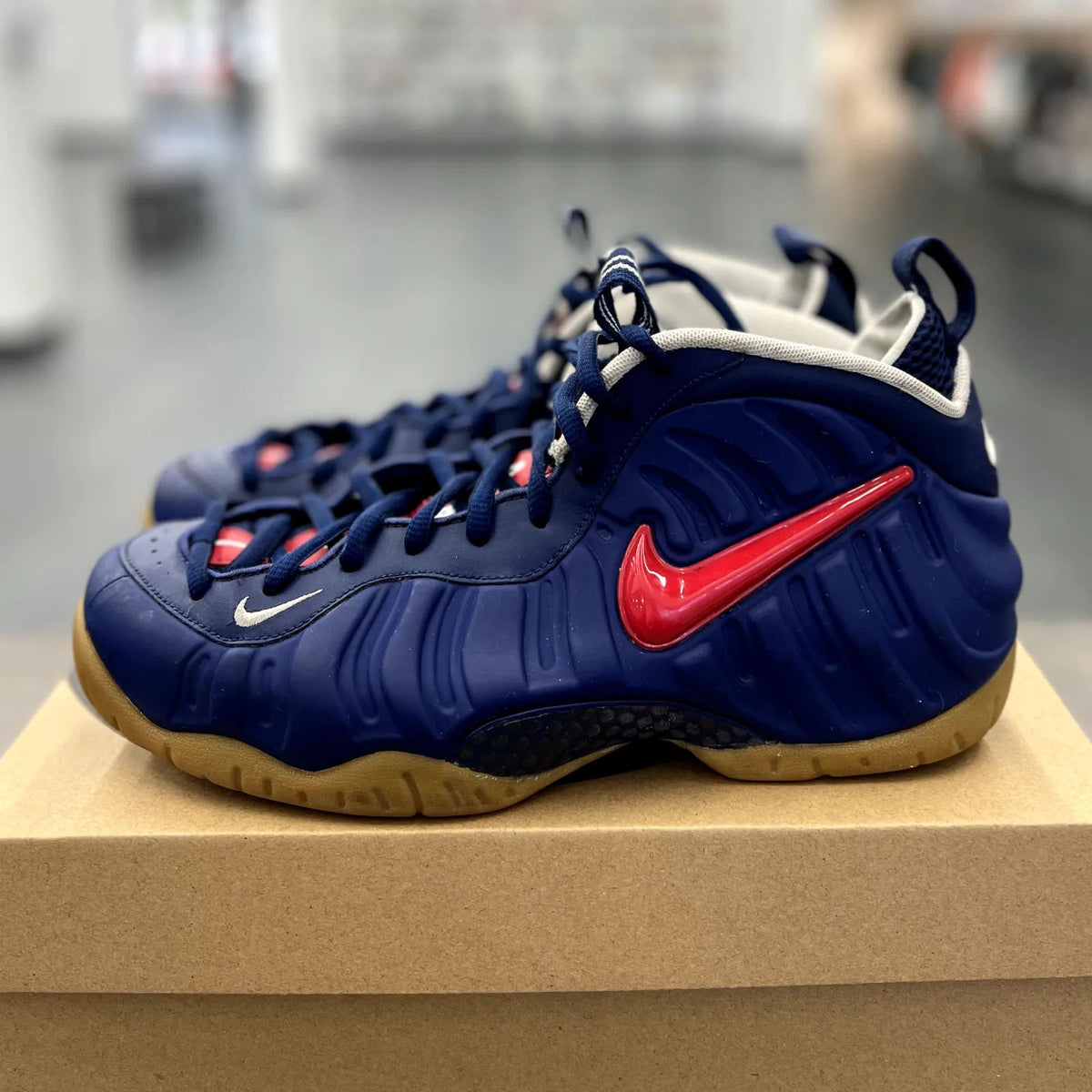 Nike Air Foamposite Pro Blue Void University Red - Preowned